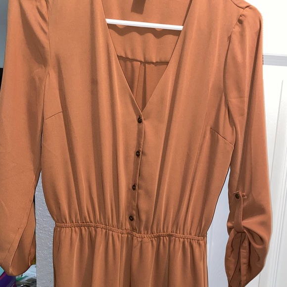 Brown V Neck Dress - Picture 3 of 4